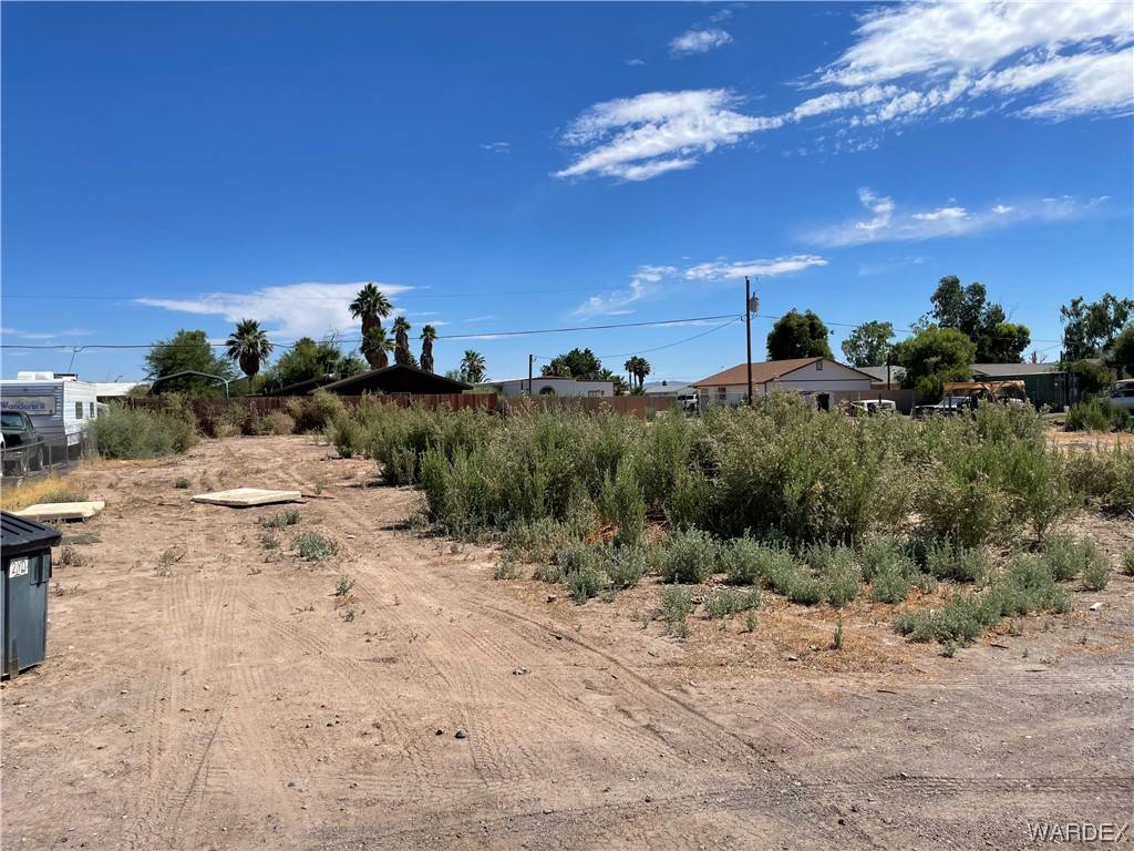 Mohave Valley, AZ 86440,2188 Hackamore DR