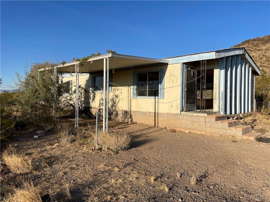 Golden Valley, AZ 86413,678 S Bowie RD