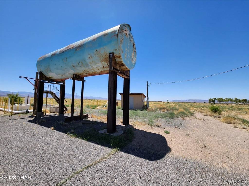 Golden Valley, AZ 86413,4740 W Quartzite DR