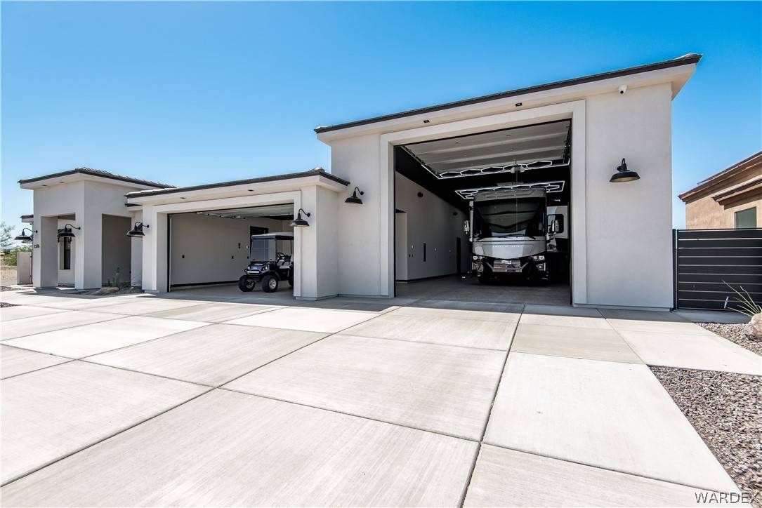 Fort Mohave, AZ 86426,2376 E La Mancha