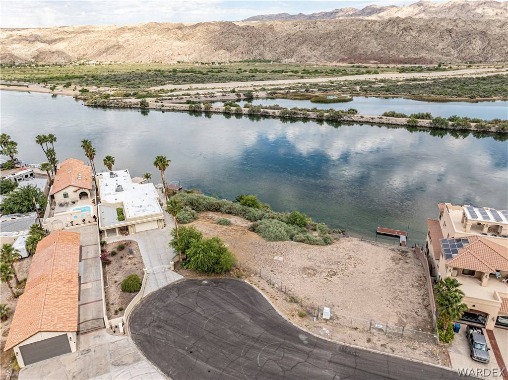 Bullhead City, AZ 86442,469 Riverfront DR