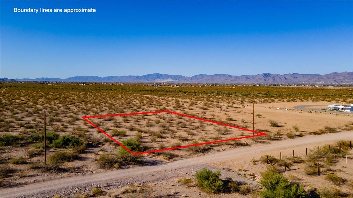 Golden Valley, AZ 86413,047D W Bolsa DR