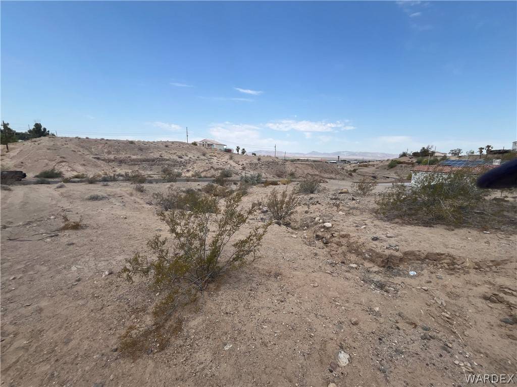 Topock, AZ 86436,4647 E Beach DR