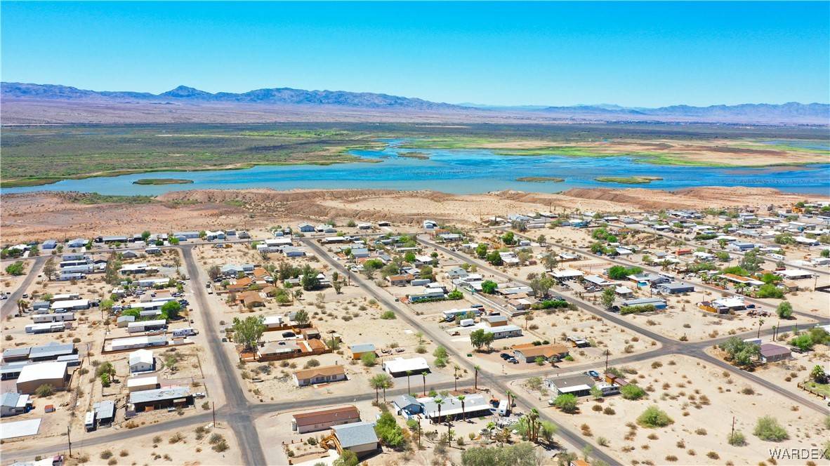Topock, AZ 86436,4700 E Monarch DR