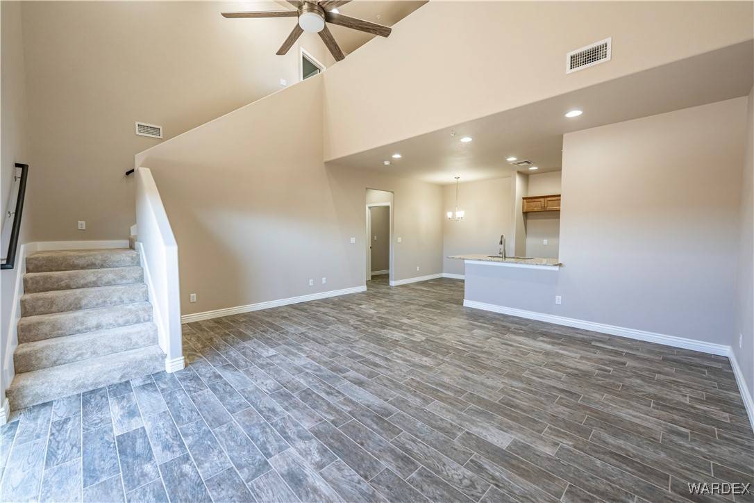 Kingman, AZ 86409,3281 Tierra Del Sol DR