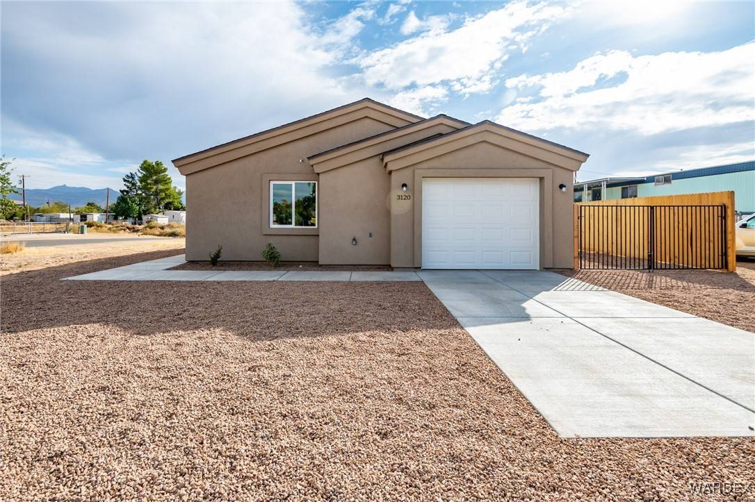 Kingman, AZ 86409,3120 E Devlin AVE