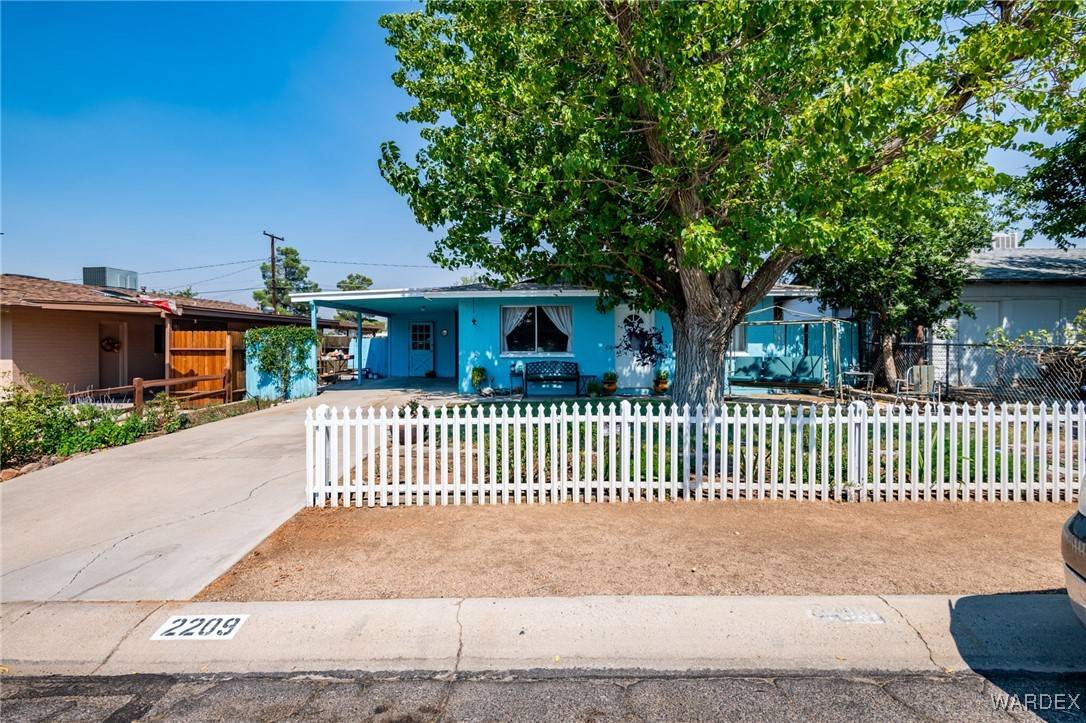 Kingman, AZ 86401,2209 Club AVE