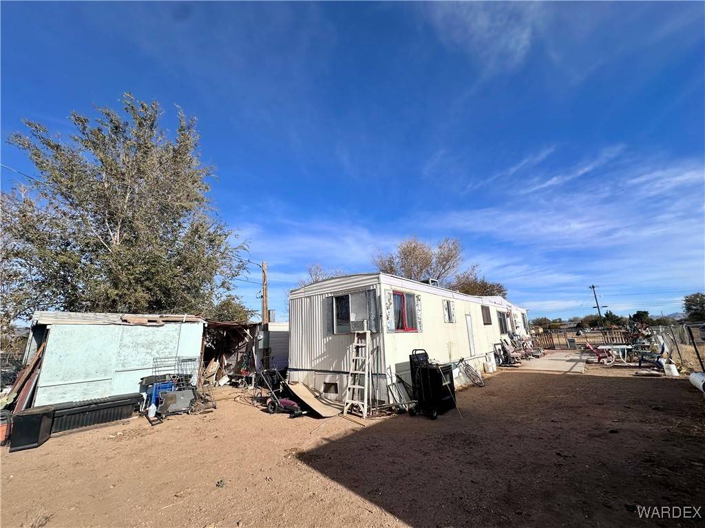 Kingman, AZ 86409,3586 E Dove LN