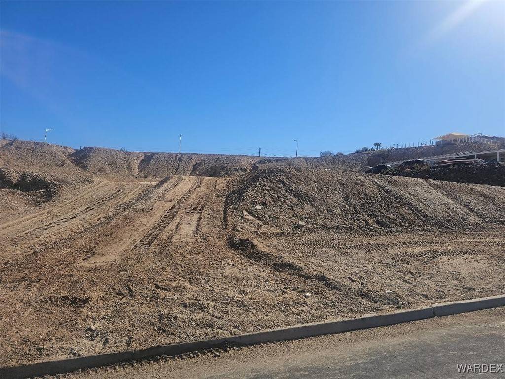 Bullhead City, AZ 86442,3868 Rising Sun RD