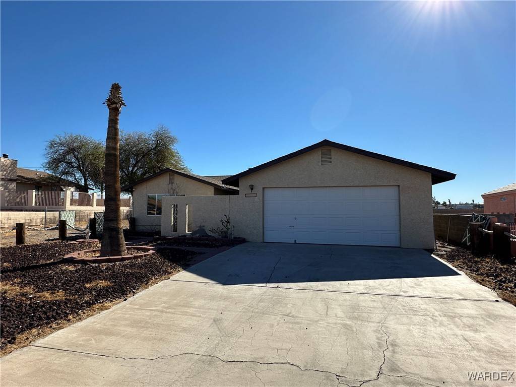 Bullhead City, AZ 86442,1485 Summit LN