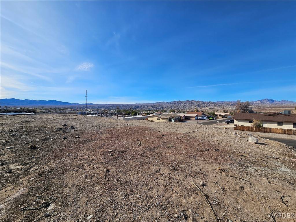 Bullhead City, AZ 86442,1468 Summit DR