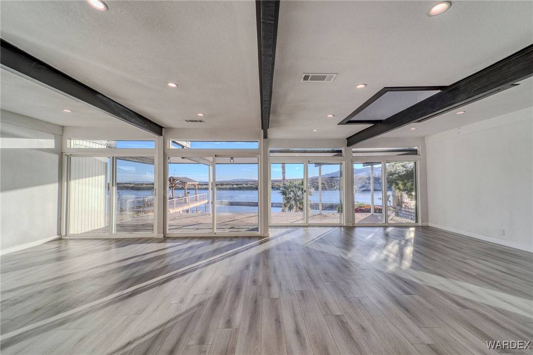 Bullhead City, AZ 86442,2053 Whitewater DR