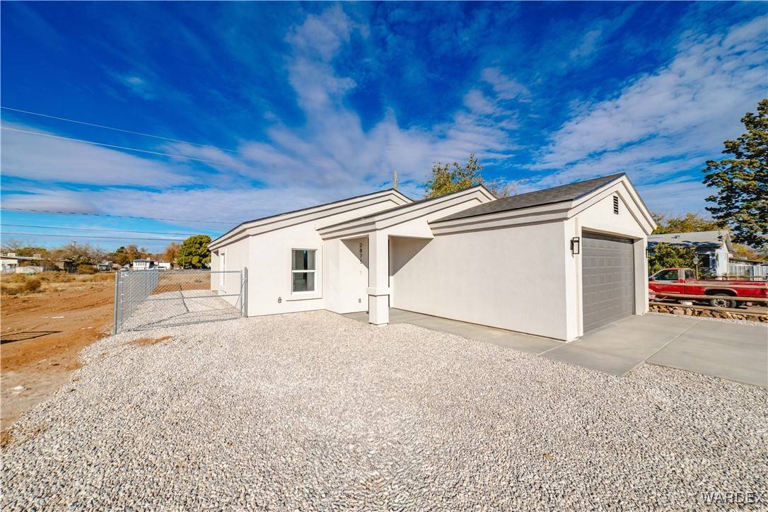 Kingman, AZ 86409,2875 E John L