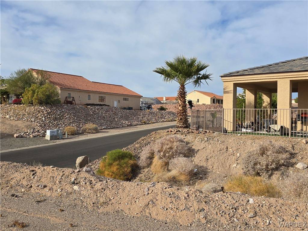 Bullhead City, AZ 86429,360 Park River DR