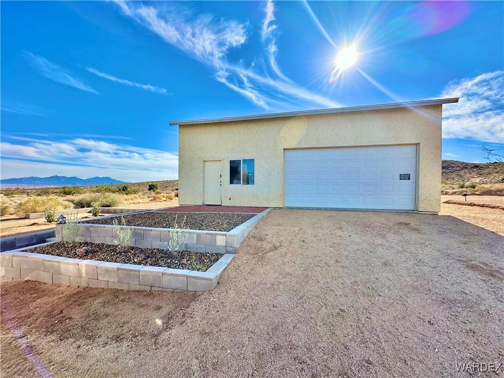 Kingman, AZ 86409,8276 N Avenida Ramirez