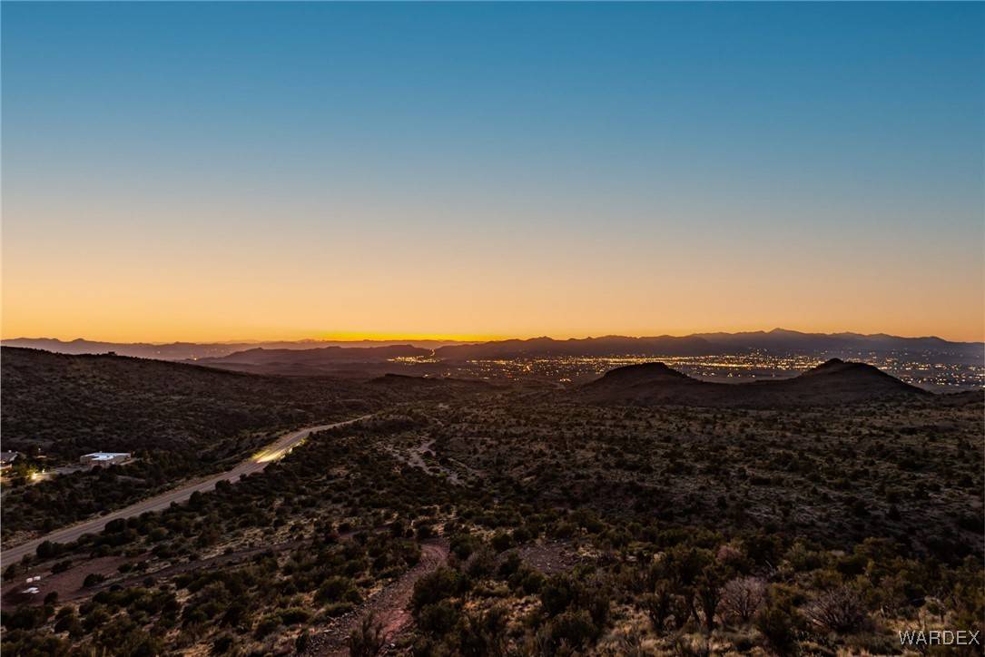 Kingman, AZ 86401,206-32-025 Hualapai Mountain RD