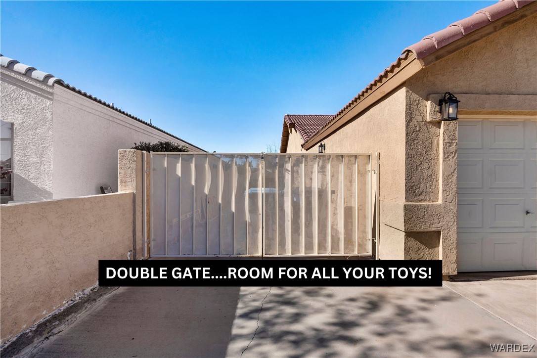 Bullhead City, AZ 86442,3835 Smoketree CIR