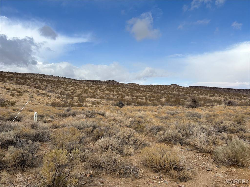 Kingman, AZ 86409,000 COTTONTAIL TRL