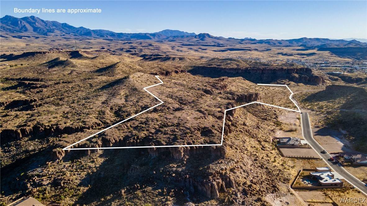 Kingman, AZ 86401,NA Country Club Dr.