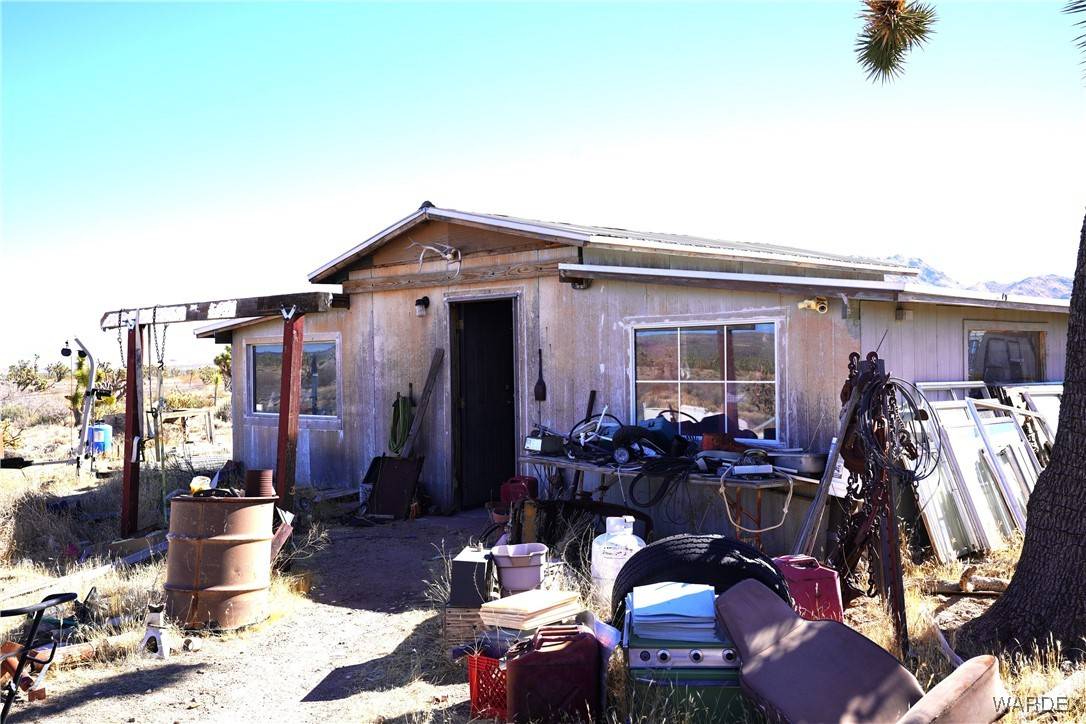 Dolan Springs, AZ 86441,18240 N Maywood DR