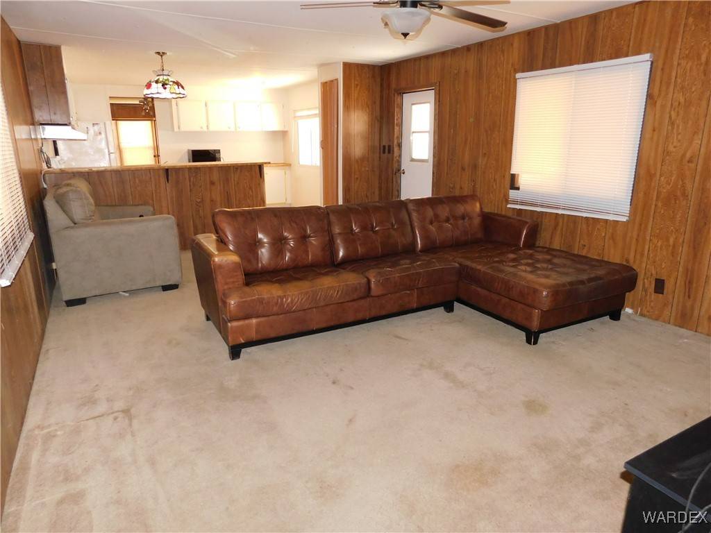 Bullhead City, AZ 86442,1307 Gemstone AVE