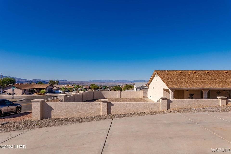 Lake Havasu, AZ 86406,3385 Saratoga AVE