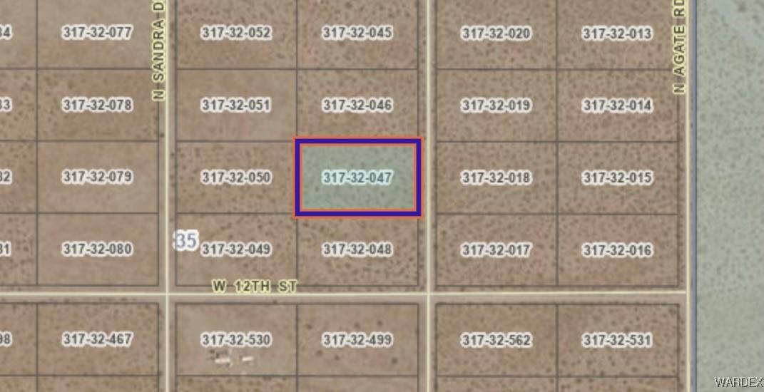 Dolan Springs, AZ 86441,15 Helen DR