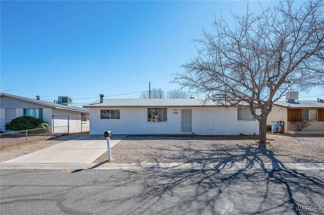 Kingman, AZ 86401,1968 Miami AVE