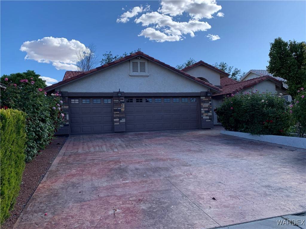 Kingman, AZ 86401,875 Country Club DR