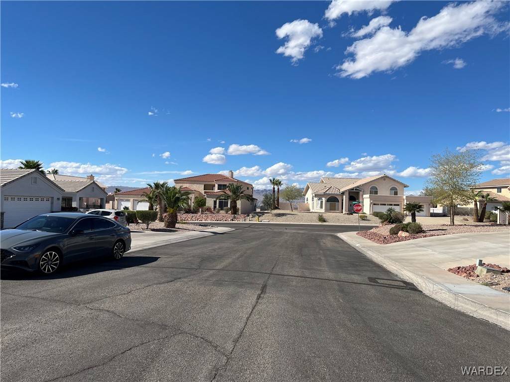 Bullhead City, AZ 86442,3770 Logans CT