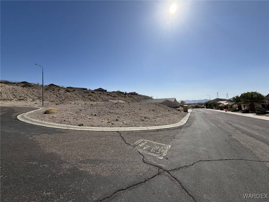 Bullhead City, AZ 86429,2852 Cactus Bloom DR