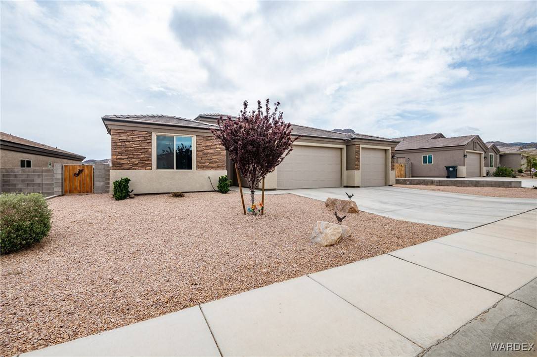 Kingman, AZ 86409,5475 Eagle View RD