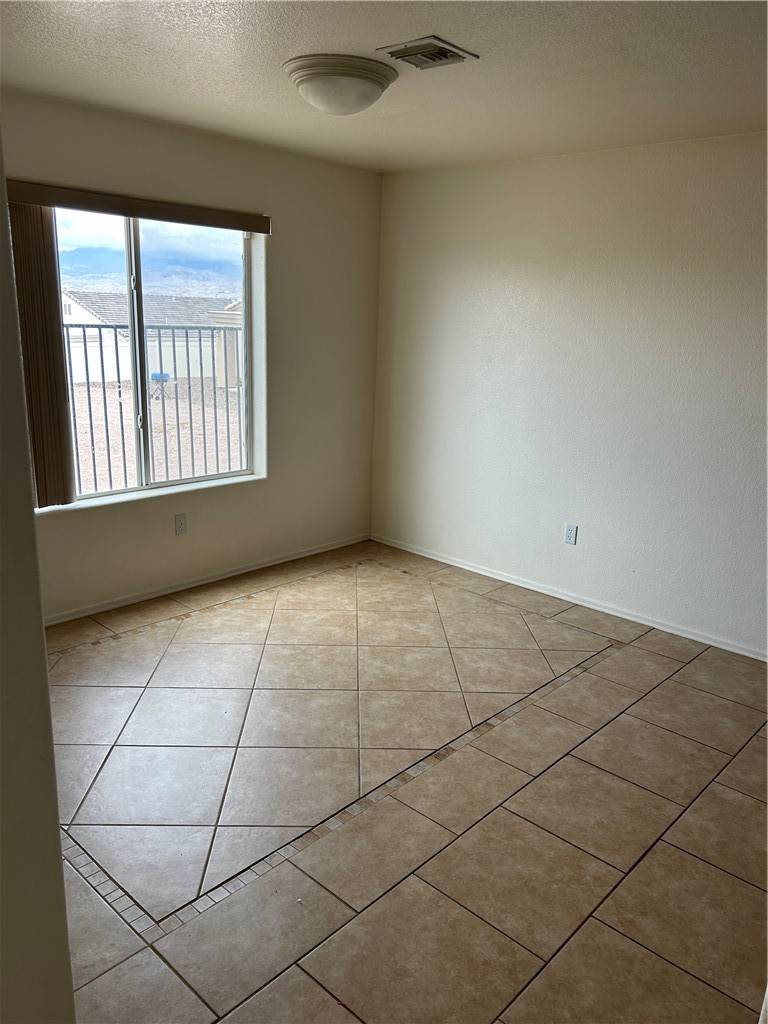 Bullhead City, AZ 86429,3424 Sunriver RD #5