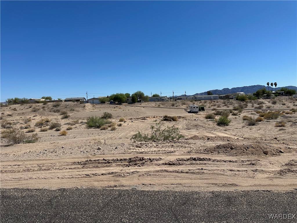 Topock, AZ 86436,4792 E Channel PL