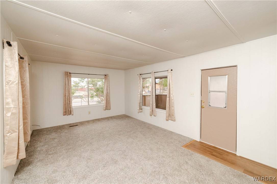 Kingman, AZ 86409,4355 N Eagle DR