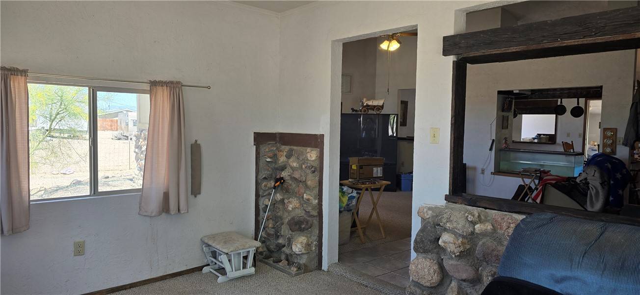 Golden Valley, AZ 86413,820 S Elfrida RD