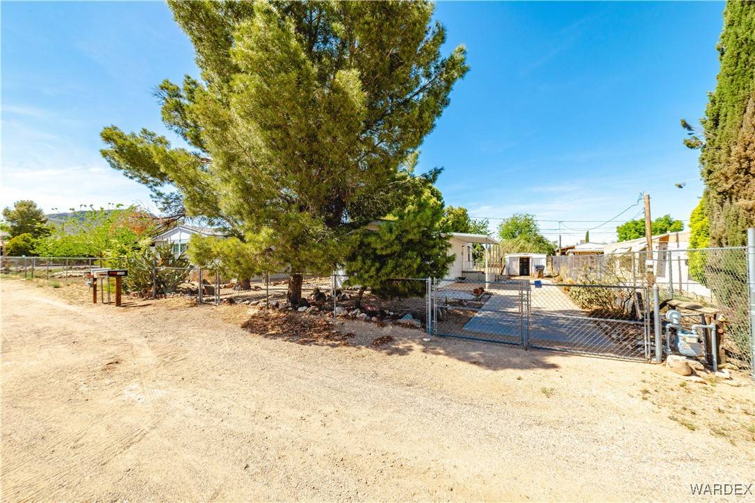 Kingman, AZ 86409,2085 E Thompson AVE