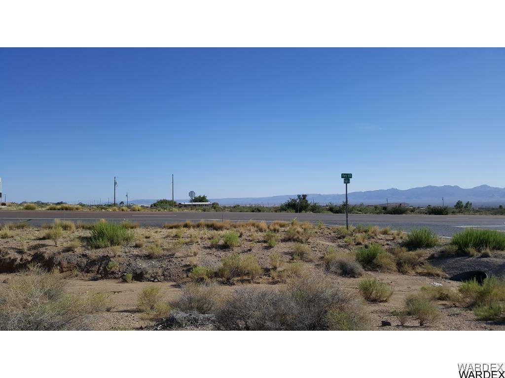 Golden Valley, AZ 86413,3261 W Hwy 68