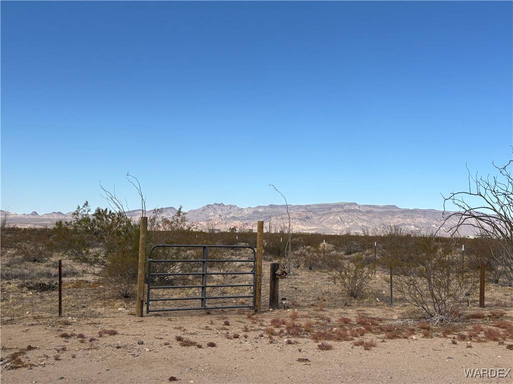 Yucca, AZ 86438,15255 S Cameron RD