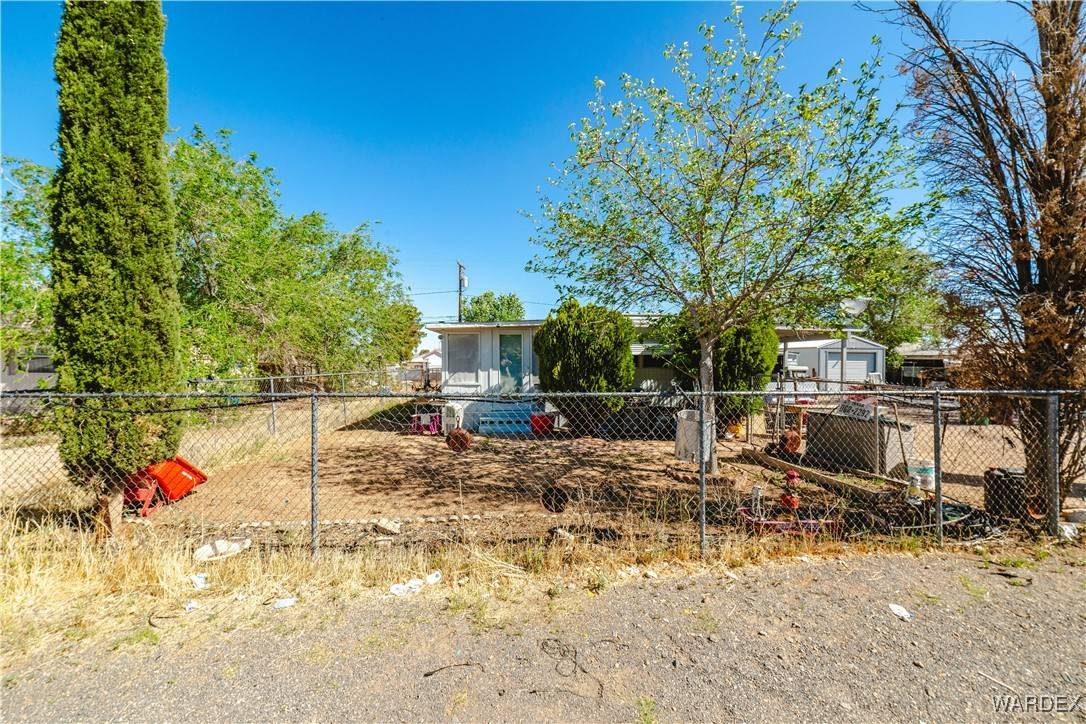 Kingman, AZ 86409,3773 E Lum AVE