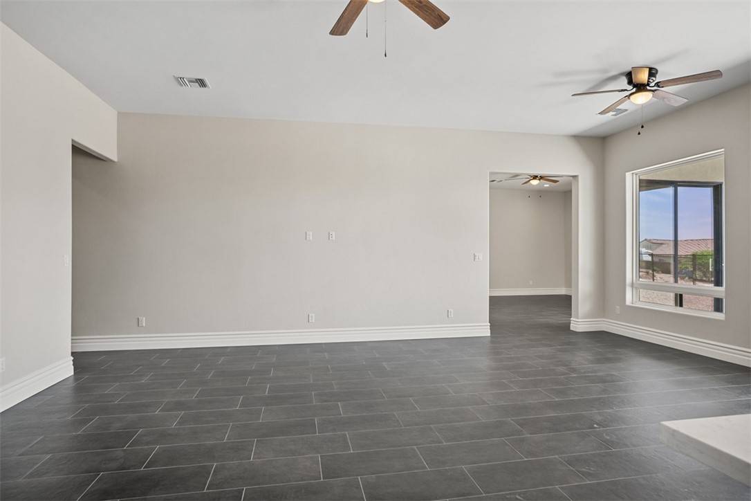 Fort Mohave, AZ 86426,6068 S Greenhorn DR