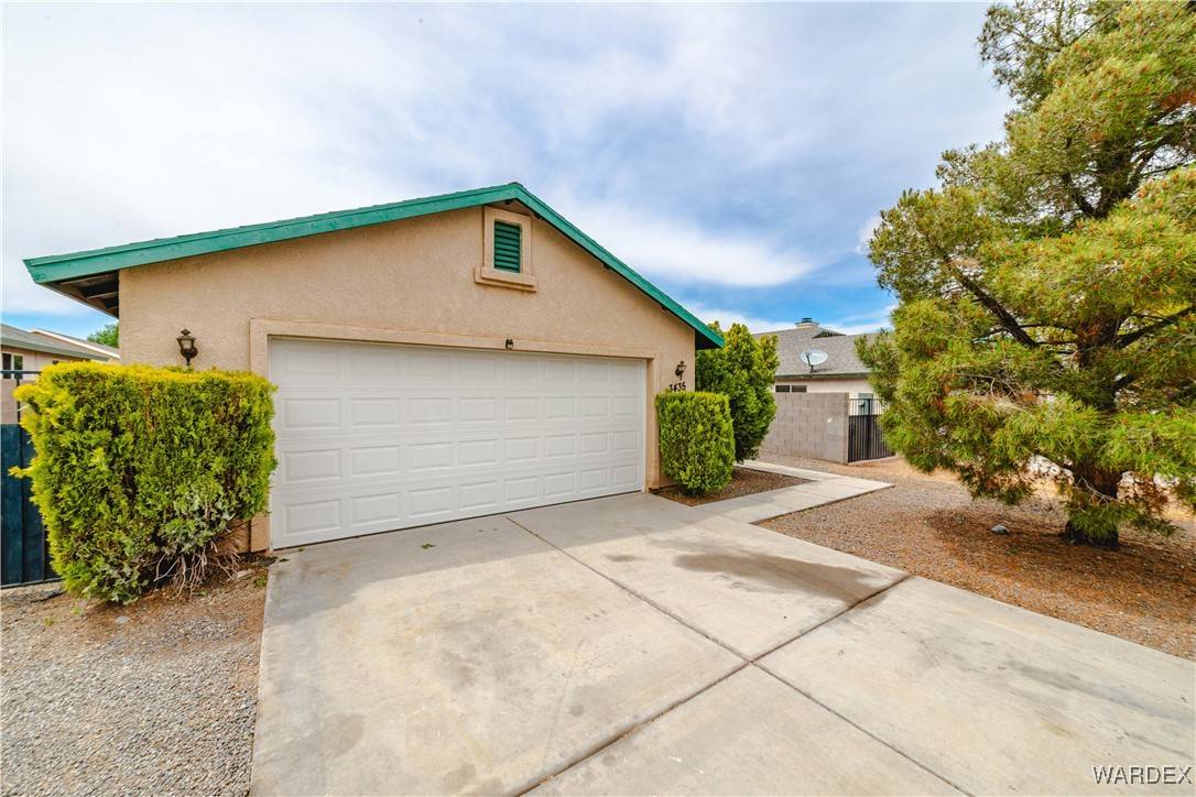 Kingman, AZ 86401,3435 Cypress ST
