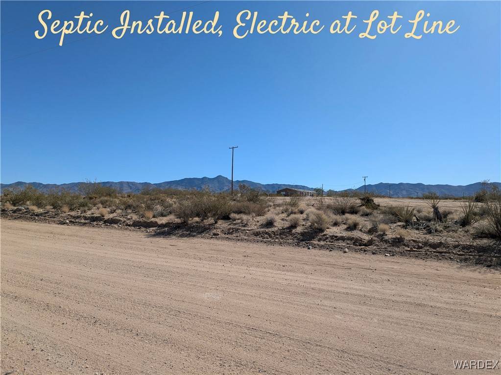 Golden Valley, AZ 86413,6198 W Joseph DR