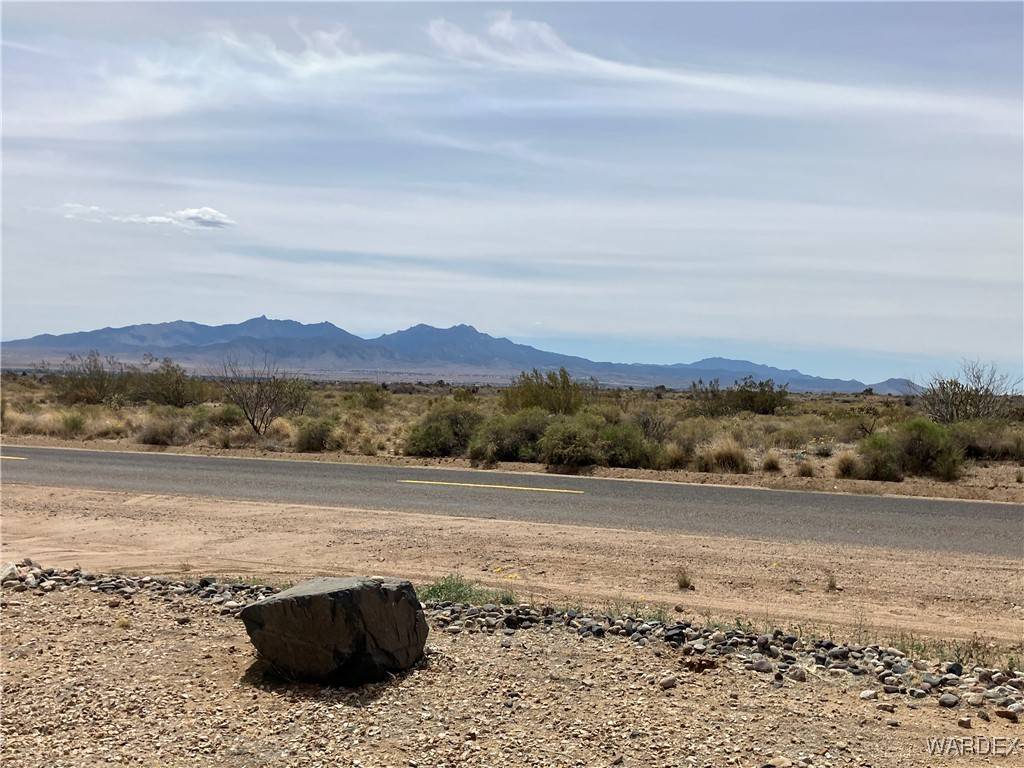 Kingman, AZ 86409,2239 E Cactus Wren RD