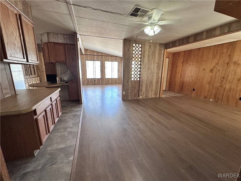 Bullhead City, AZ 86442,724 Citrus ST