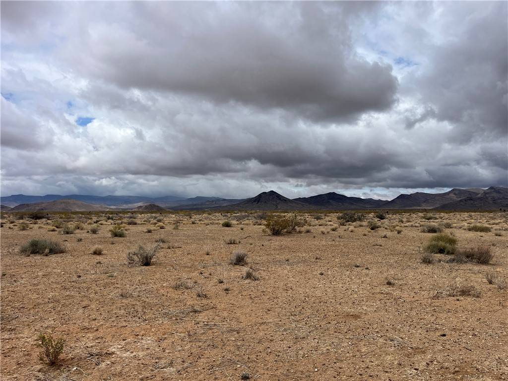 Golden Valley, AZ 86413,113 Truman RD