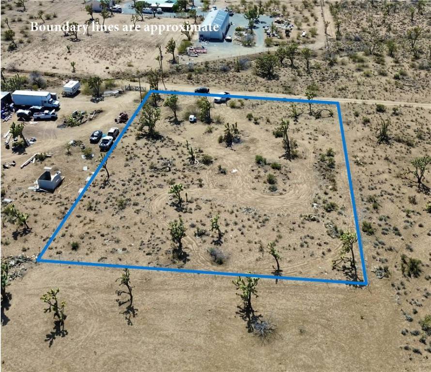 Dolan Springs, AZ 86441,327-03-329 N Revena DR