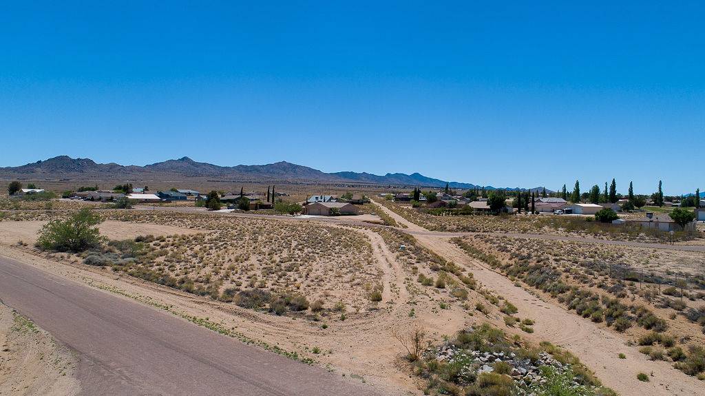 Kingman, AZ 86401,7354 E Blazed Ridge DR