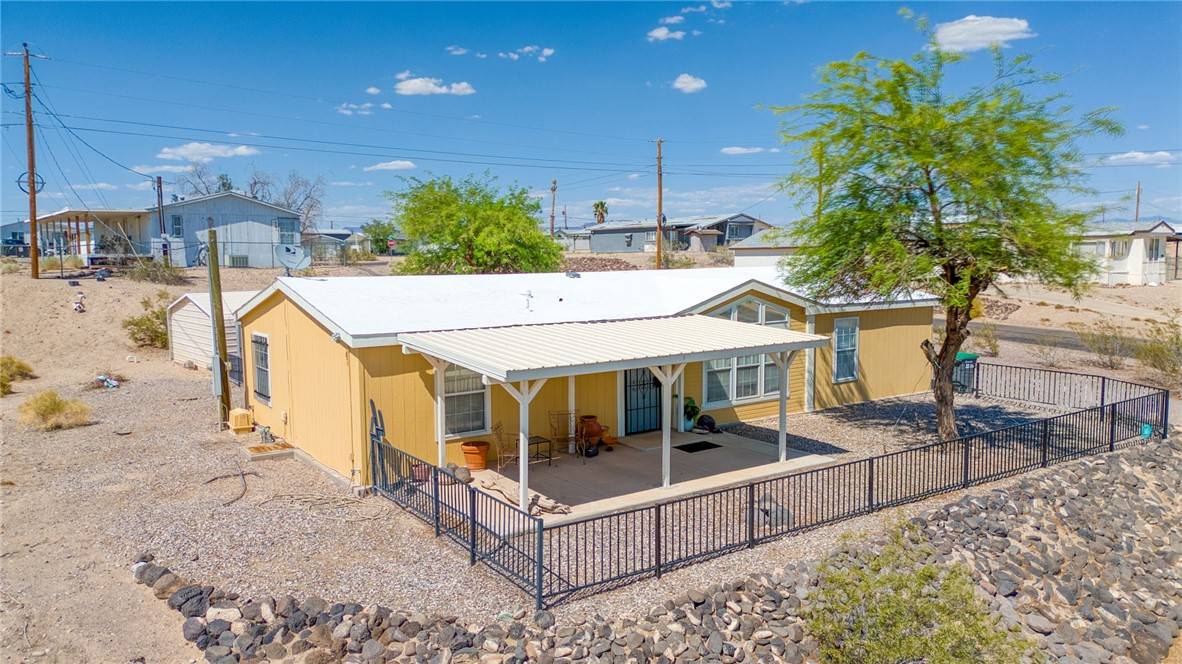 Topock, AZ 86436,4867 York DR