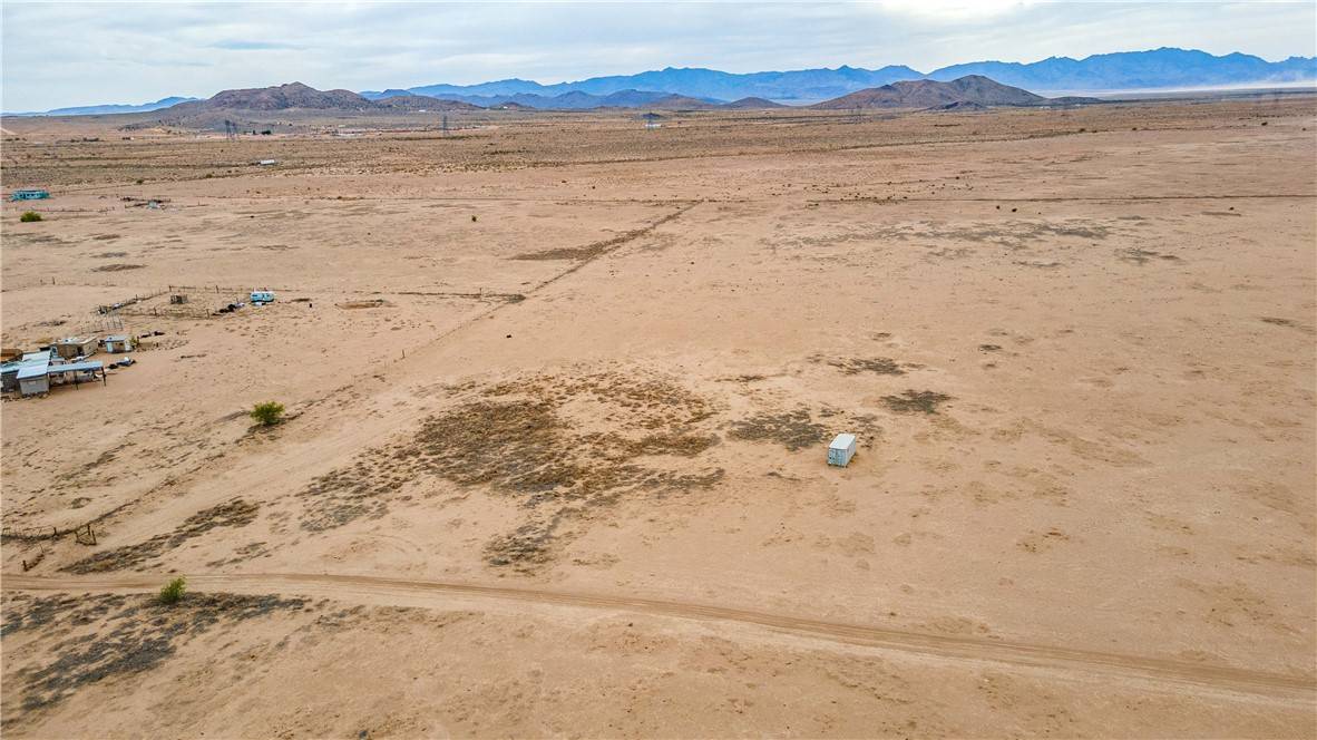 Kingman, AZ 86409,000 Rock RD